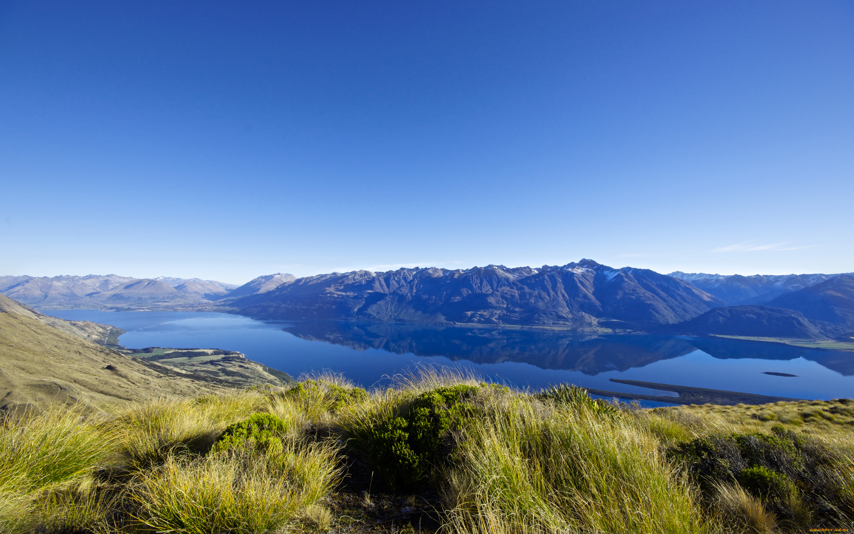 Новая зеландия 4. Озеро Вакатипу новая Зеландия. Новозеландия горы. Новая Зеландия ландшафт. Национальный парк крэдл-Маунтин - Лейк сент-Клер, Австралия.